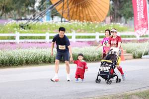 BIB: 
                            <button type="button" onclick="openModal(27856042)" class="btn btn-primary btn-sm float-right btn-popup" data-toggle="modal" data-target=".modal-high-quality">
                        <i class="fas fa-shopping-cart"></i> Add to Cart
                    </button>
                                            <button type="button" onclick="isThisMe(27856042, true)" class="btn btn-success btn-sm float-right btn-popup btn-isme hidden" data-toggle="tooltip" data-placement="bottom" title="นี่คือรูปของคุณใช่ไหม คลิกที่นี่เพื่อเอาเข้าอัลบั้ม">
                        <i class="fas fa-plus"></i> Add to album
                    </button>
                    <button type="button" onclick="isThisMe(27856042, false)" class="btn btn-warning btn-sm float-right btn-popup btn-isnotme hidden">
                        <i class="fas fa-ban"></i> Remove from album
                    </button>